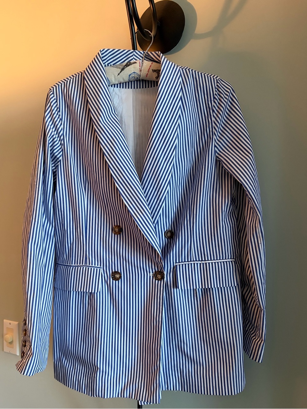 CARMAR
DOUBLE BREASTED COTTON BLAZER